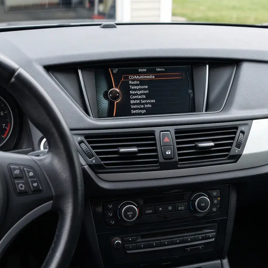BMW CIC factory screen before CarPlay retrofit