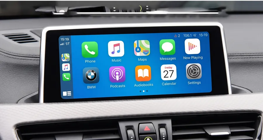 BMW EVO (NBT EVO ID5/ID6) 无线 CarPlay 解码模块 —— 原厂屏幕改装实拍