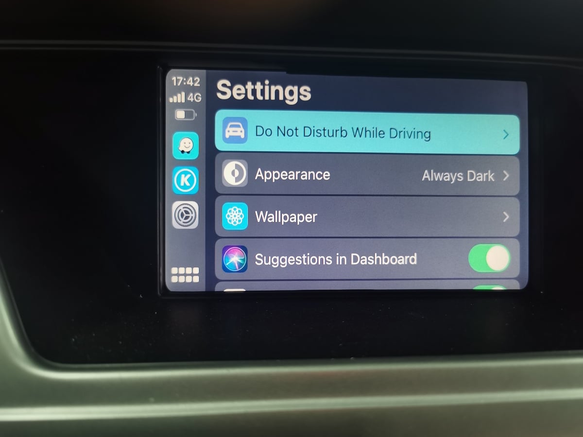 Audi A4 wireless CarPlay real installation photo — factory screen