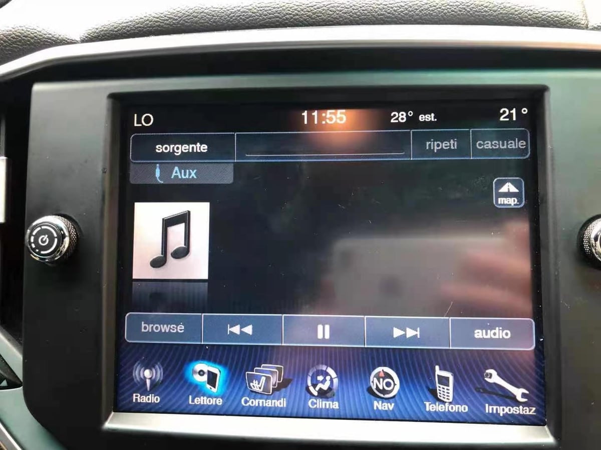 Maserati Ghibli factory menu before CarPlay retrofit — OEM screen untouched