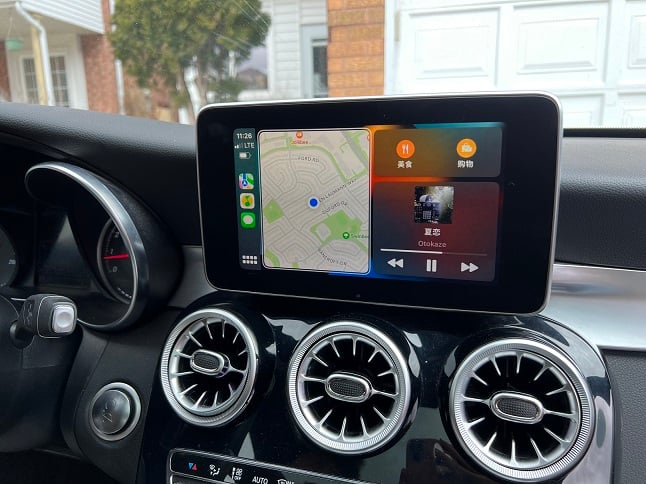 Mercedes-Benz C-Class wireless CarPlay real installation photo — factory screen