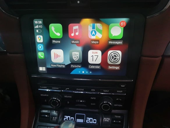 Porsche 911 Carrera wireless CarPlay real installation photo — factory screen