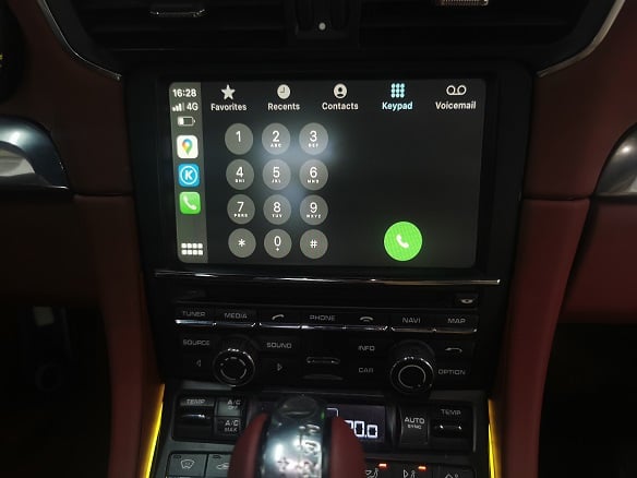 Porsche 911 Carrera wireless CarPlay real installation photo — factory screen