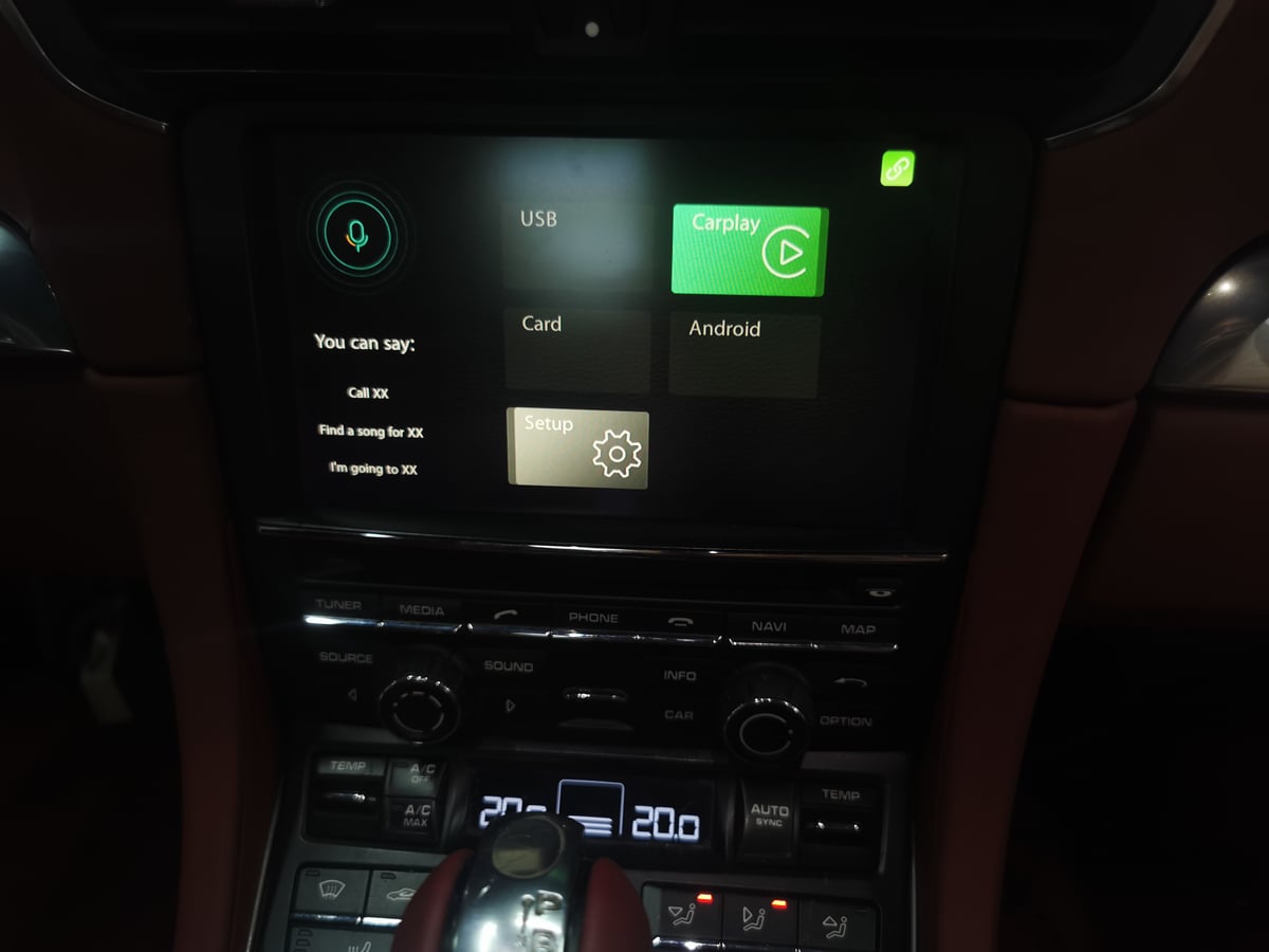 Porsche 911 Carrera wireless CarPlay real installation photo — factory screen