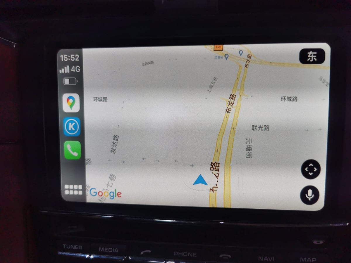 Porsche 911 Carrera wireless CarPlay real installation photo — factory screen