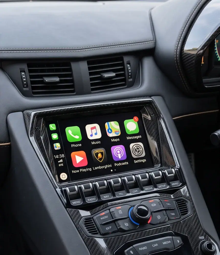 Lamborghini Aventador infotainment 无线 CarPlay 解码模块 —— 原厂屏幕改装实拍