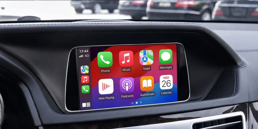 安装 DIYCarPlay 解码器后，Mercedes-Benz COMAND NTG4.5 / NTG4.7 / NTG5.0 运行无线 Apple CarPlay